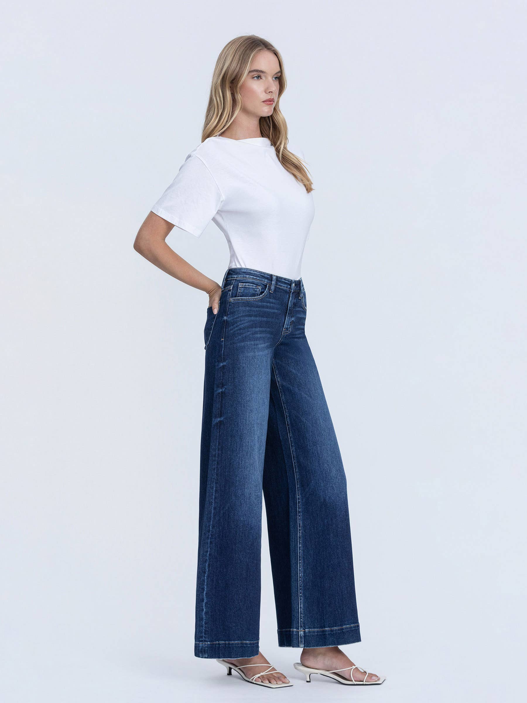 HIGH RISE DARK WASH FUSED WAISTBAND PALAZZO JEANSd