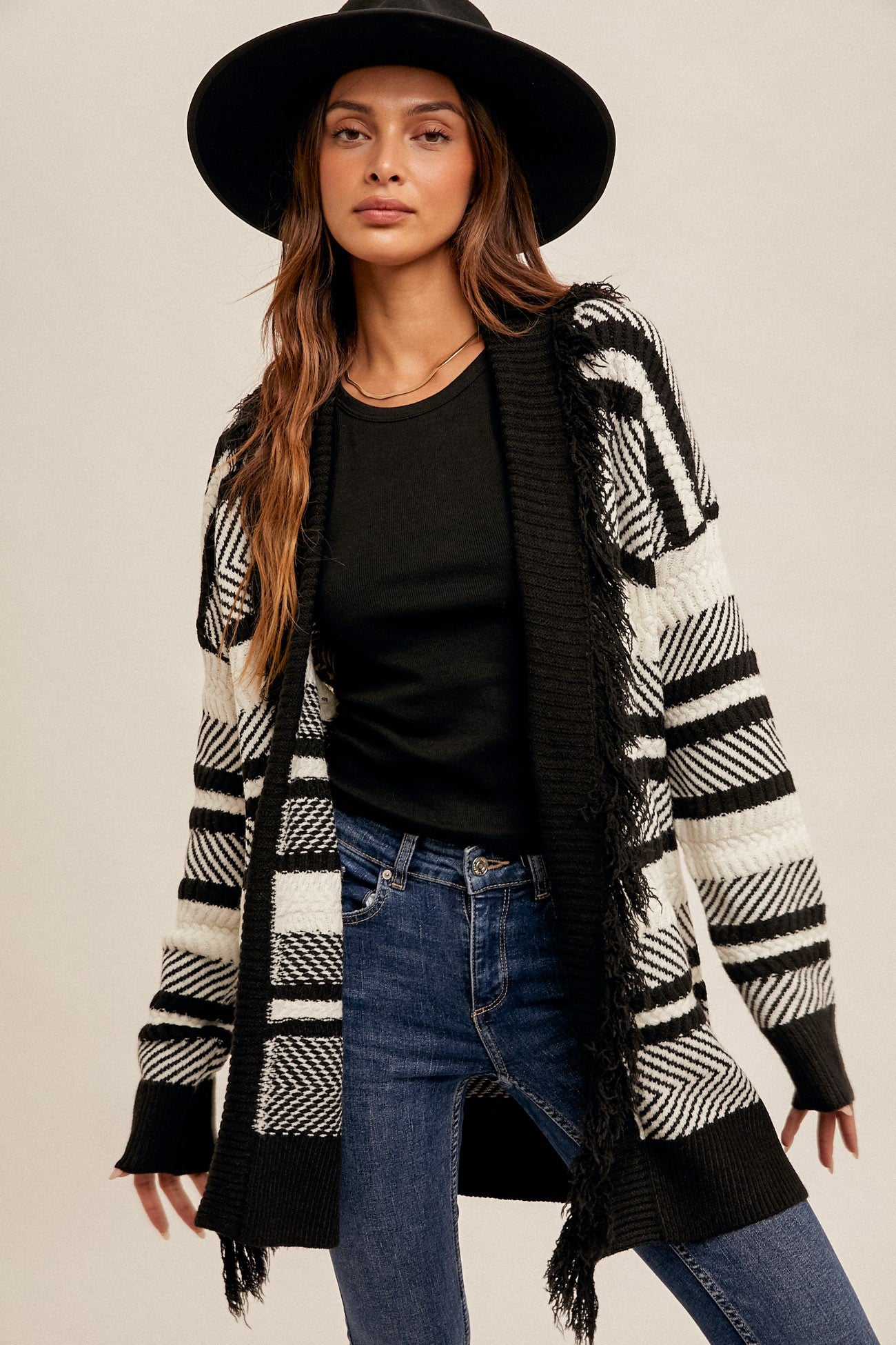 BLACK & WHITE FRINGE CHEVRON CARDIGAN