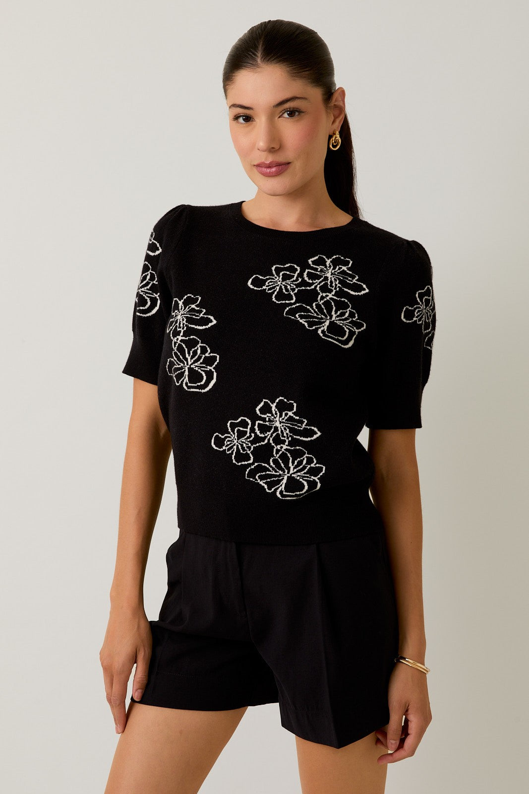 Black Puff Half Sleeve Flower Graphic Sweater
