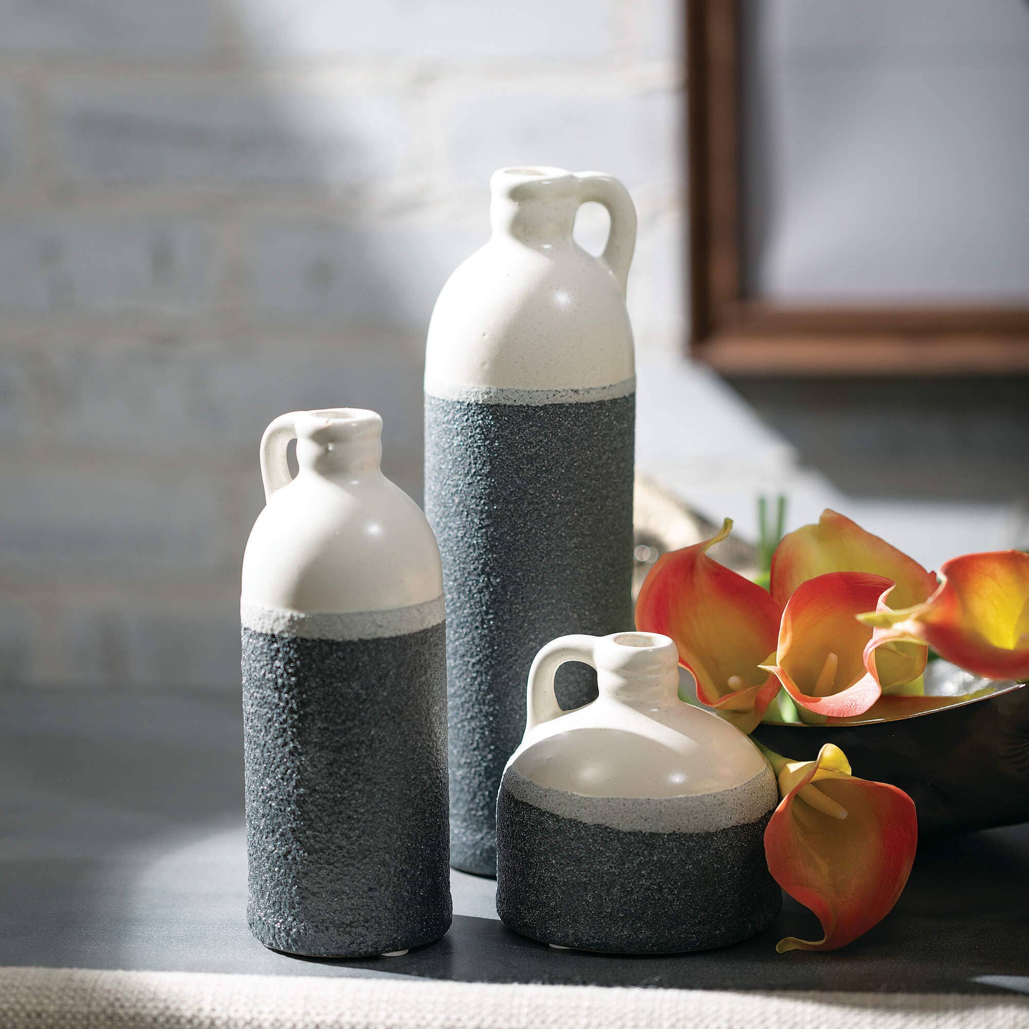 TWO-TONED JUG VASE