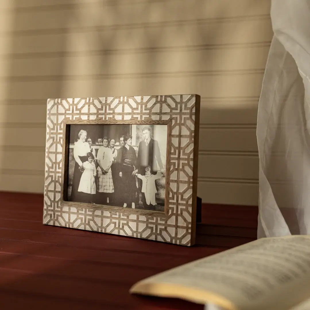 4X6 Vennie Neoclassical Carved Wood Photo Frame