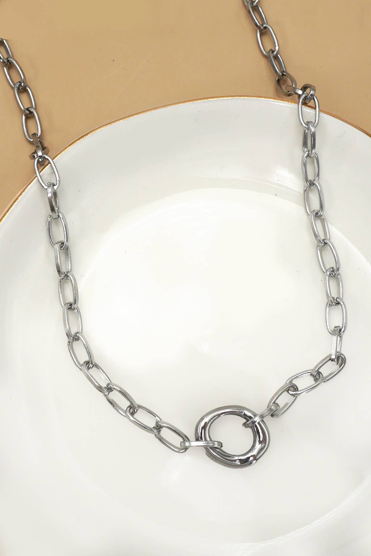 SILVE 18K STAINLESS STEEL TARNISH FREE OVAL NECKLACE