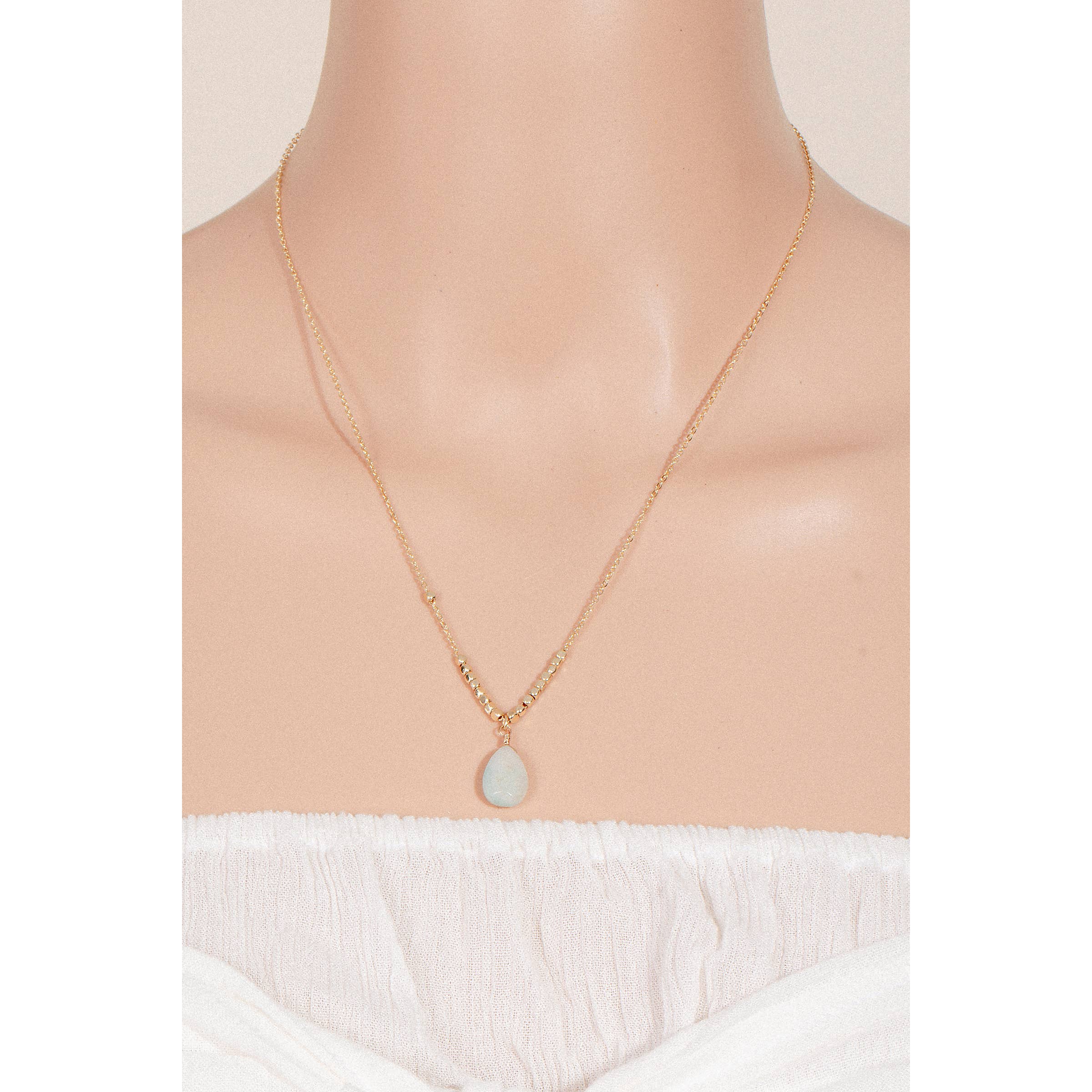 Stone Tear Pendant Chain Necklace