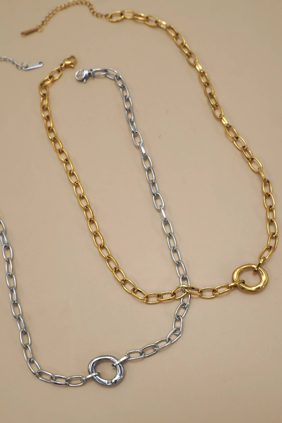 GOLD 18K STAINLESS STEEL TARNISH FREE OVAL NECKLACE