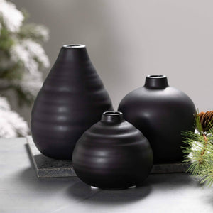 EBONY COMPACT VASE