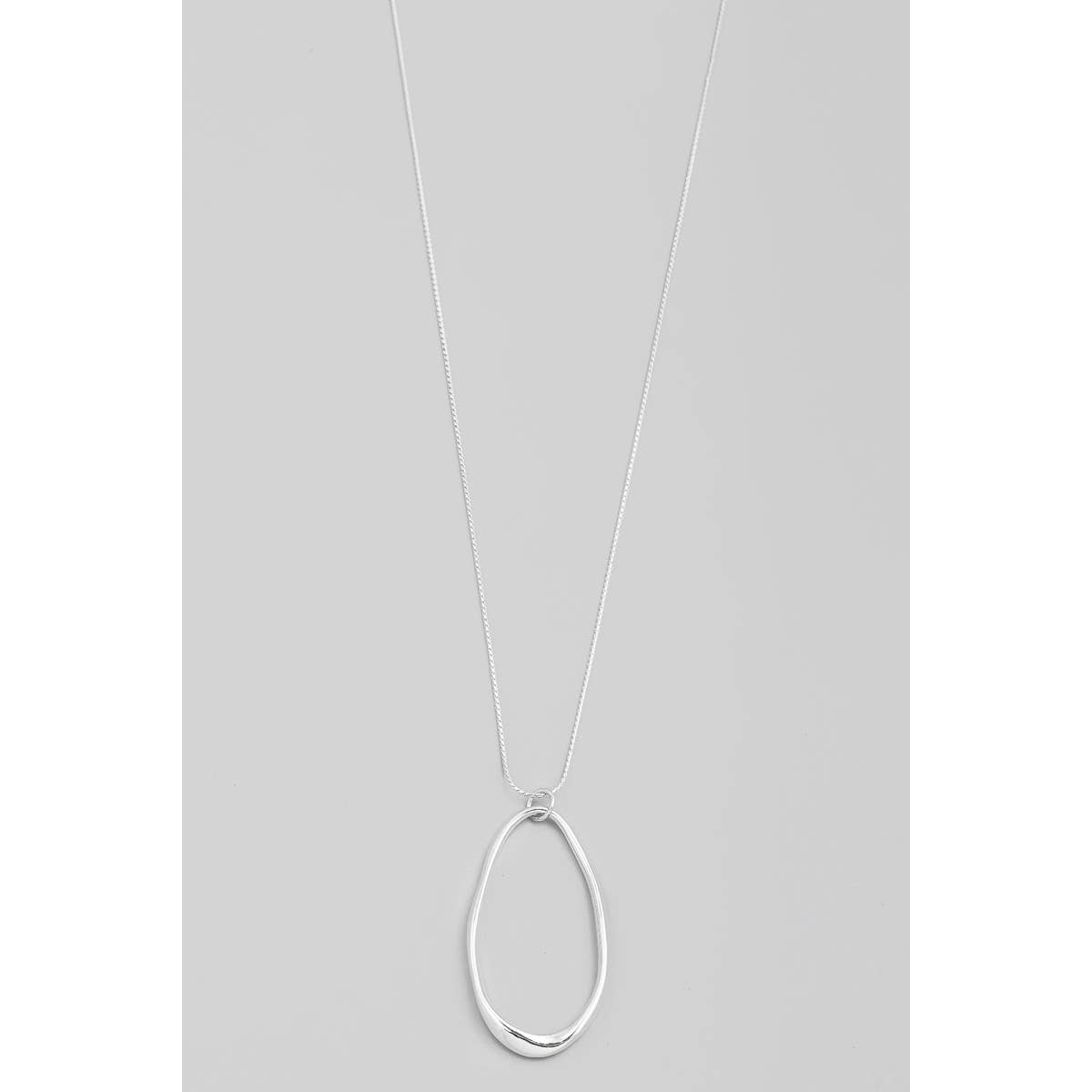 Oval Cutout Pendant Necklace